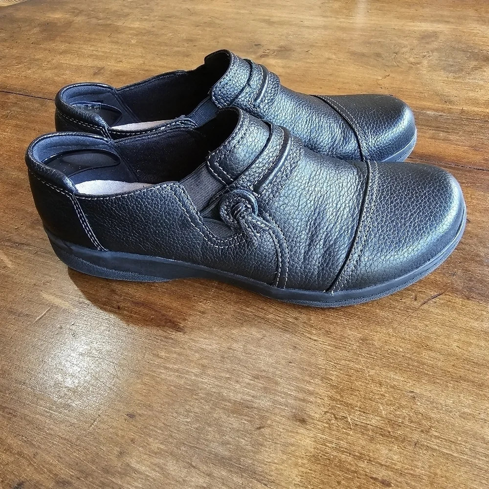 Clark Collection Cheyn Madi Leather Slip On Loafer Women's size 7.5